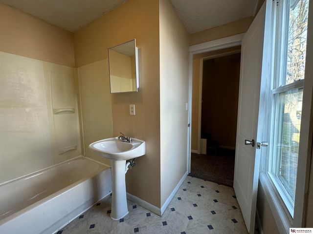 732 N Grant Street, Fremont, NE 68025