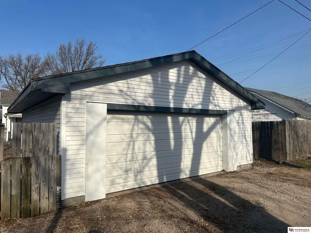 732 N Grant Street, Fremont, NE 68025