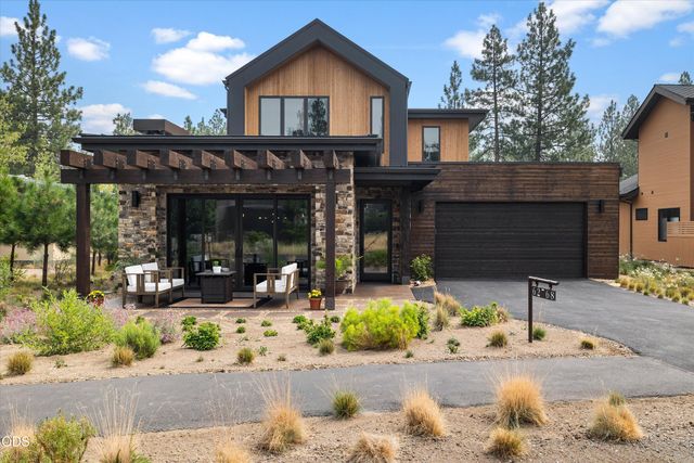 62768 NW Sand Lily Way, Bend, OR 97703