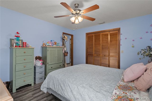 1 Medinah Drive W, Homosassa, FL 34446