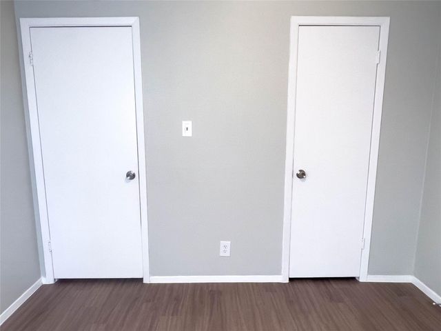 8907 Parkfield DR 101, Austin, TX 78758