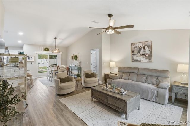 9146 N Anton Way, Citrus Springs, FL 34434