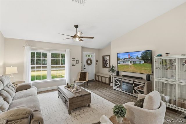 9146 N Anton Way, Citrus Springs, FL 34434