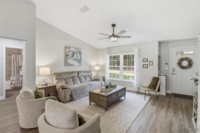 9146 N Anton Way, Citrus Springs, FL 34434