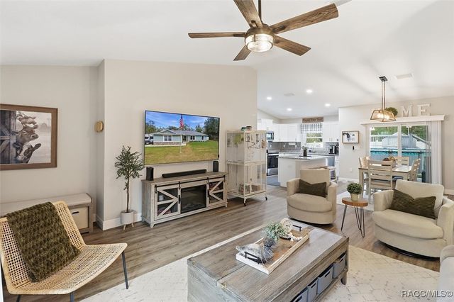 9146 N Anton Way, Citrus Springs, FL 34434