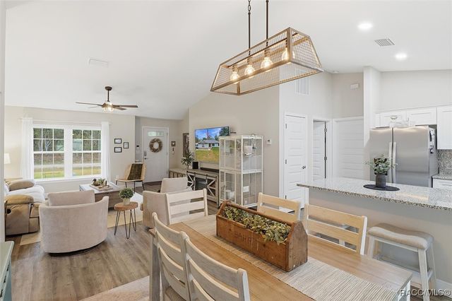 9146 N Anton Way, Citrus Springs, FL 34434