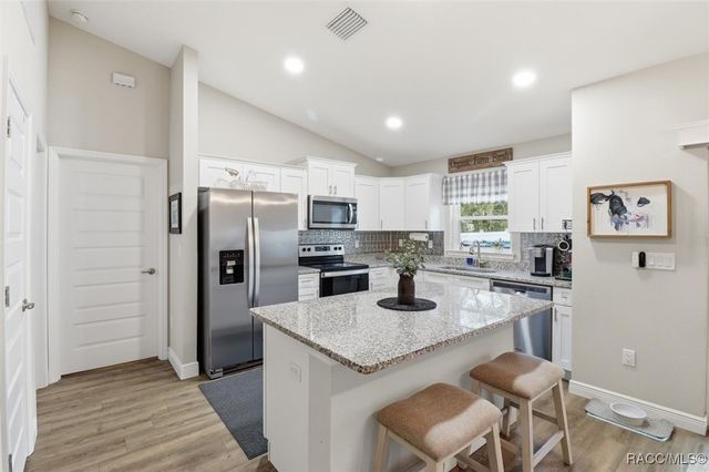 9146 N Anton Way, Citrus Springs, FL 34434