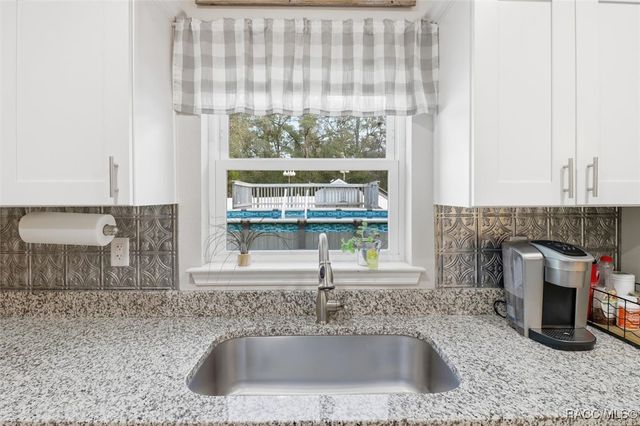 9146 N Anton Way, Citrus Springs, FL 34434