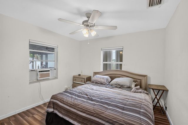 512 SE 1st Street, Boynton Beach, FL 33435