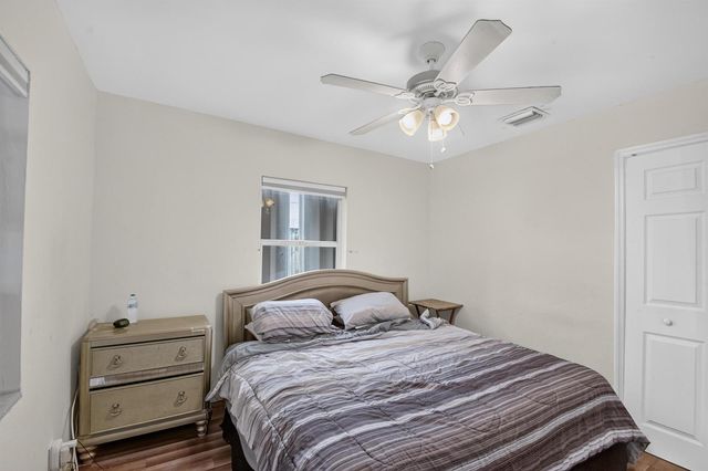 512 SE 1st Street, Boynton Beach, FL 33435