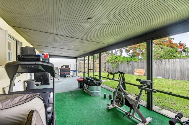 512 SE 1st Street, Boynton Beach, FL 33435
