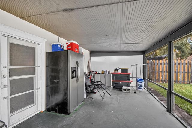 512 SE 1st Street, Boynton Beach, FL 33435