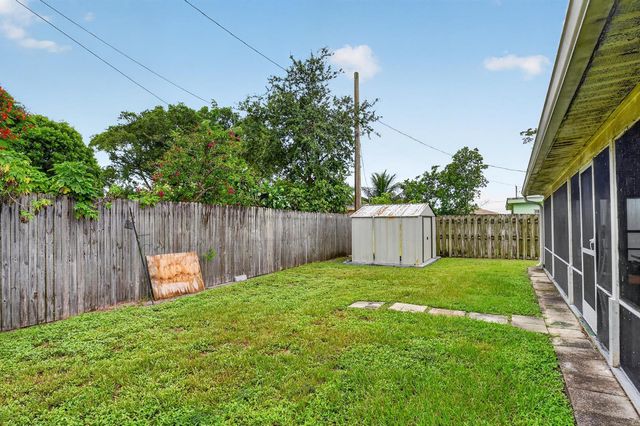 512 SE 1st Street, Boynton Beach, FL 33435
