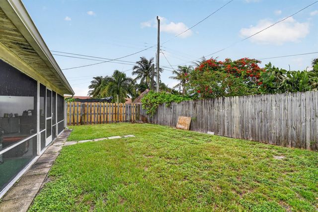 512 SE 1st Street, Boynton Beach, FL 33435