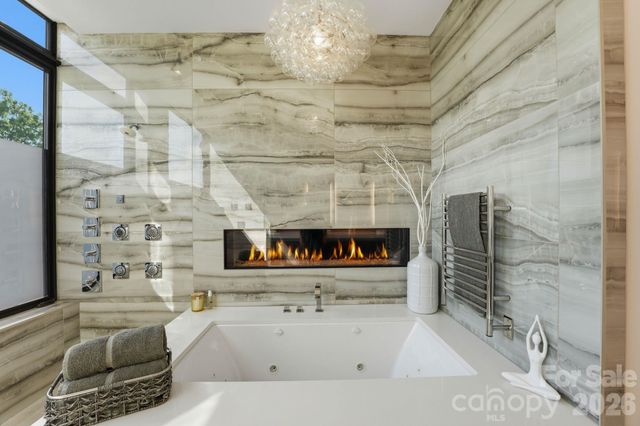 304 Frazier Avenue, Charlotte, NC 28216