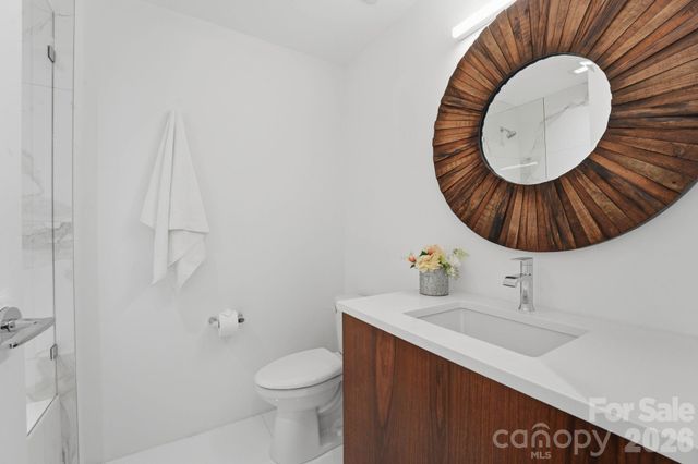 304 Frazier Avenue, Charlotte, NC 28216