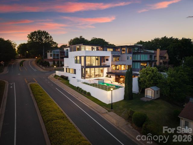 304 Frazier Avenue, Charlotte, NC 28216