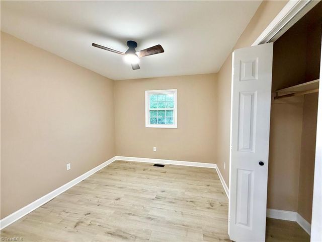 7362 Lansdowne Place, Thomasville, NC 27360
