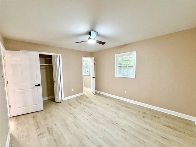 7362 Lansdowne Place, Thomasville, NC 27360