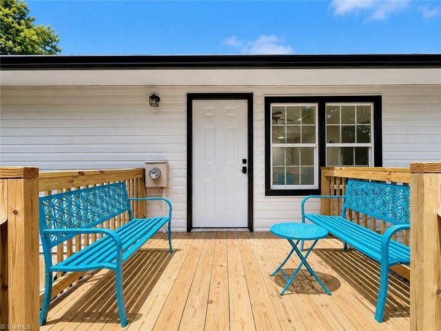 7362 Lansdowne Place, Thomasville, NC 27360