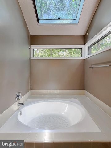 23294 HOLLY HILL LN, California, MD 20619