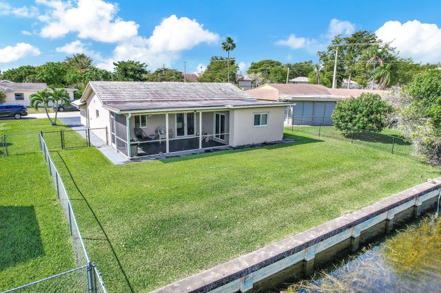 9603 NW 74th Court, Tamarac, FL 33321