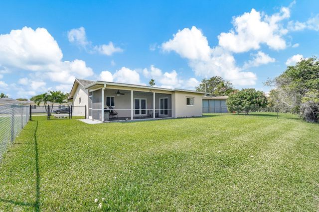 9603 NW 74th Court, Tamarac, FL 33321