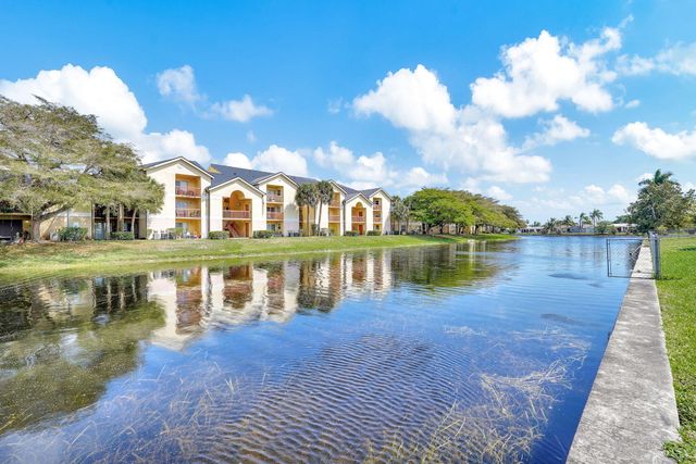 9603 NW 74th Court, Tamarac, FL 33321