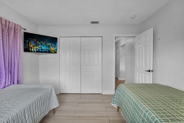 9603 NW 74th Court, Tamarac, FL 33321