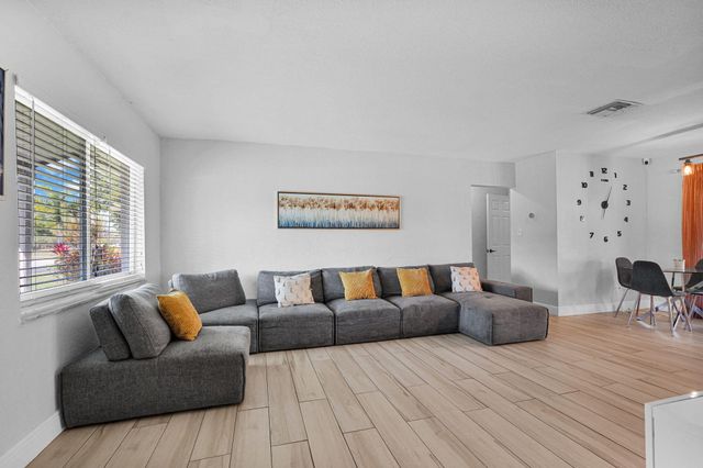 9603 NW 74th Court, Tamarac, FL 33321