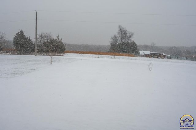 13223 Blue Mound RD, Valley Falls, KS 66088