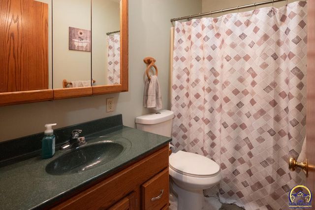 13223 Blue Mound RD, Valley Falls, KS 66088