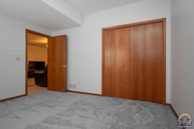 13223 Blue Mound RD, Valley Falls, KS 66088