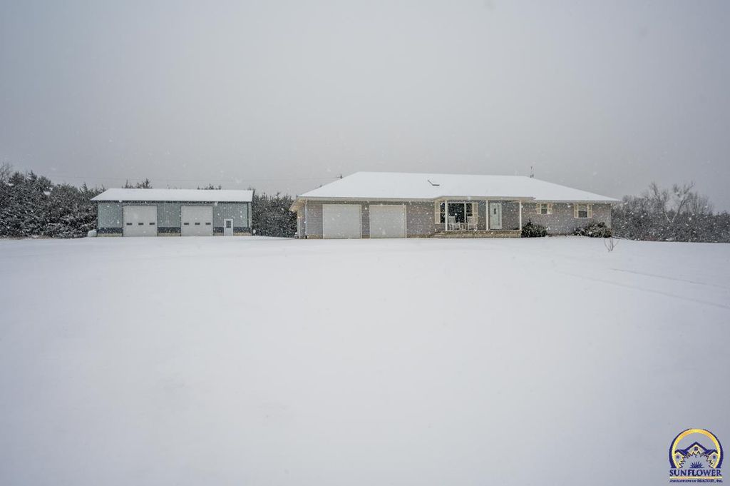 13223 Blue Mound RD, Valley Falls, KS 66088
