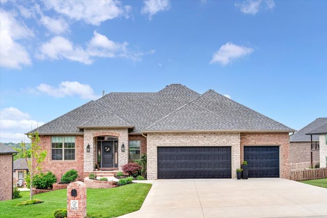 1632 W Gaslight Drive, Springfield, MO 65810