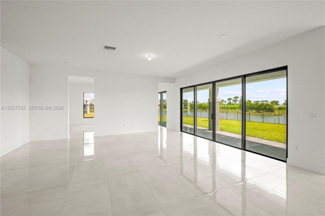 12865 Wingspan Court, Palm Beach Gardens, FL 33412