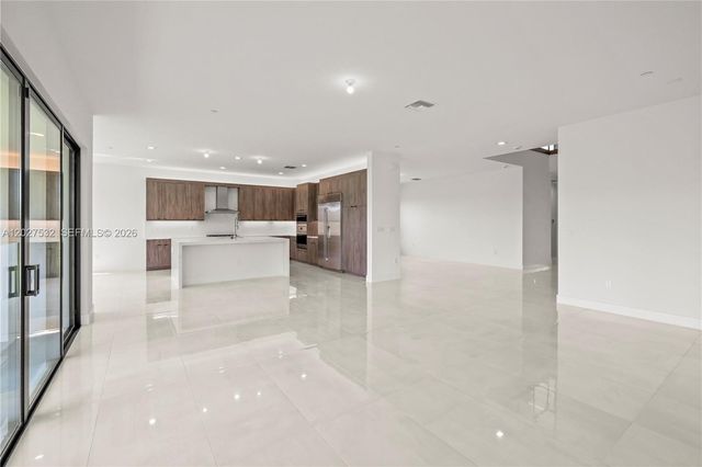 12865 Wingspan Court, Palm Beach Gardens, FL 33412