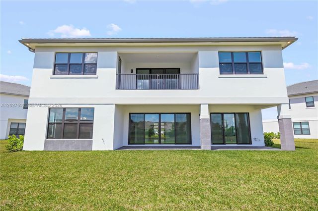 12865 Wingspan Court, Palm Beach Gardens, FL 33412