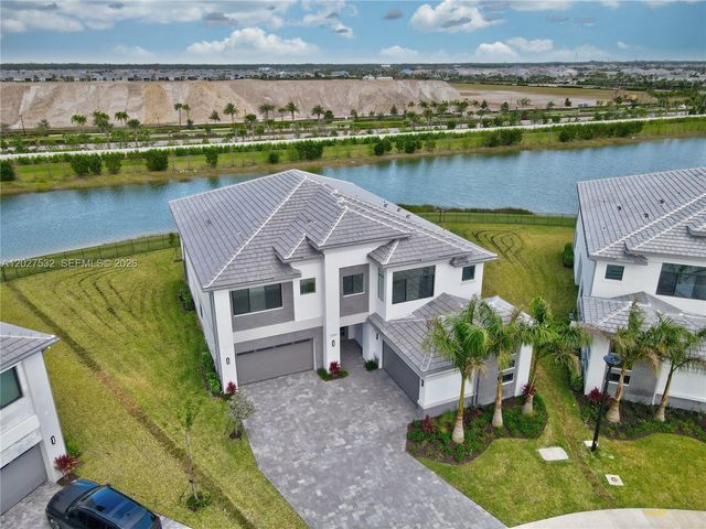 12865 Wingspan Court, Palm Beach Gardens, FL 33412