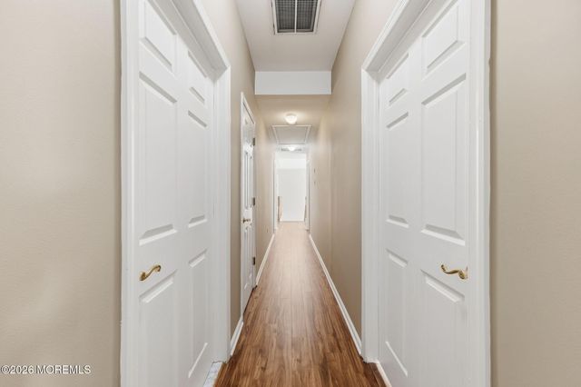 17 Amanda Lane, Howell, NJ 07731