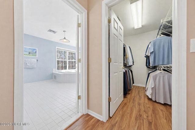 17 Amanda Lane, Howell, NJ 07731