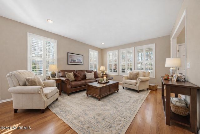 17 Amanda Lane, Howell, NJ 07731