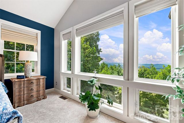 99 Distant View Drive 99, Asheville, NC 28803