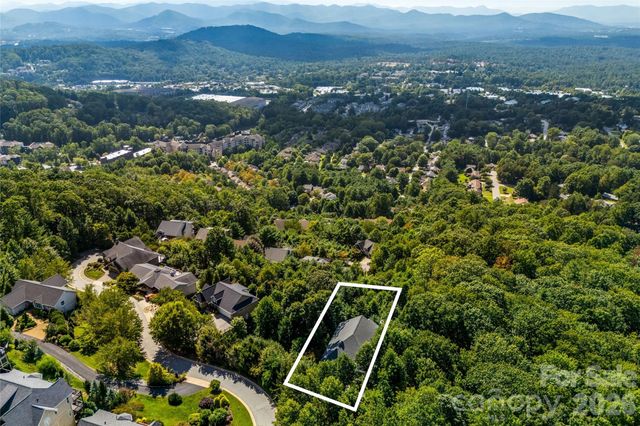 99 Distant View Drive 99, Asheville, NC 28803