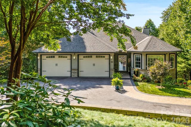 99 Distant View Drive 99, Asheville, NC 28803