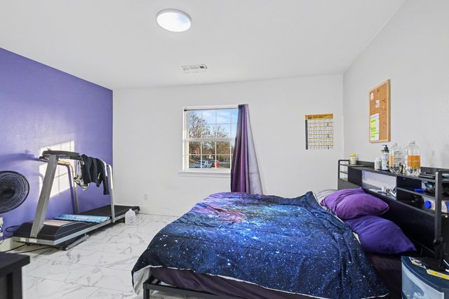 301 N Myrtle Street, Pierce City, MO 65723