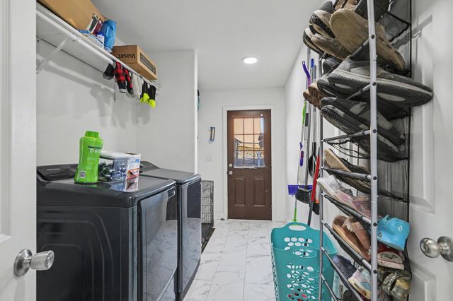 301 N Myrtle Street, Pierce City, MO 65723