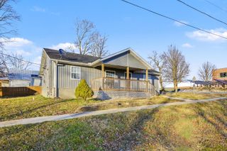 301 N Myrtle Street, Pierce City, MO 65723