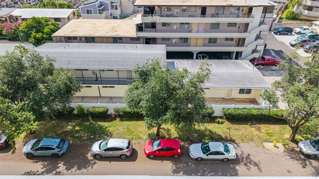 2730 Nakookoo Street, Honolulu, HI 96826