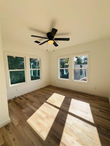 1235 W Gray Street 2, Houston, TX 77019